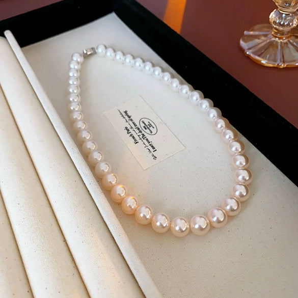 Wholesale Women's French Retro Light Luxury Clavicle Chain Set With Alloy Pendant And Imitation Pearls Electroplating