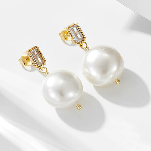 Wholesale Women's French Style Retro Geometric Shell Button Pearl Inlaid 925 Silver Earrings