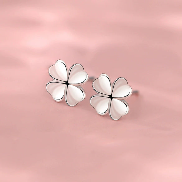 Wholesale Women's Fresh And Minimalist Flower Pattern S999 Sterling Silver Stud Earrings Electroplated