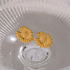 Wholesale Women's Fresh And Minimalist Style Flower Stainless Steel Vacuum Real Gold Plated Earrings Accessories