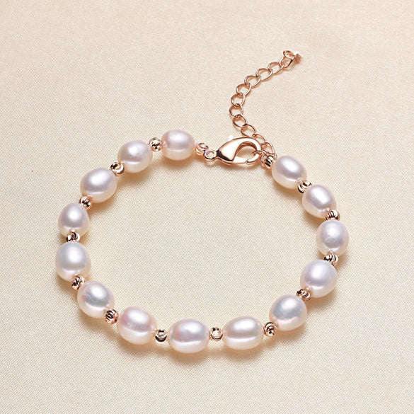 Wholesale Women's Freshwater Pearl And Alloy Bracelet With Simple Style And Circular Pearl Shape