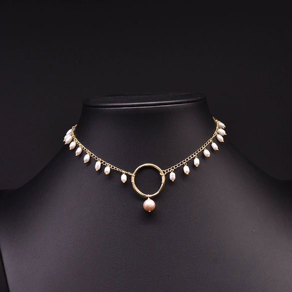 Wholesale Women's Freshwater Pearl Clavicle Chain Necklace With Geometric Design And Electroplating Treatment