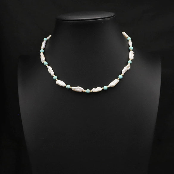 Wholesale Women's Freshwater Pearl Clavicle Chain Necklace With Geometric Design And Electroplating Treatment