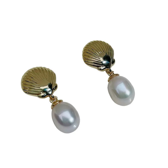Wholesale Women's Freshwater Pearl Drop Shape S925 Silver Needle Earrings
