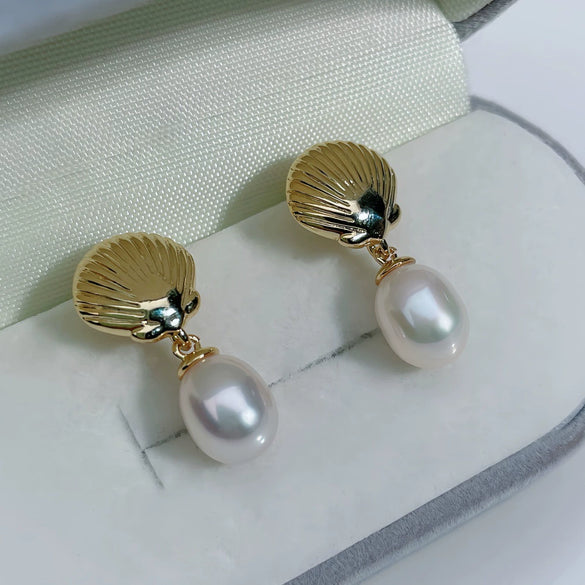Wholesale Women's Freshwater Pearl Drop Shape S925 Silver Needle Earrings