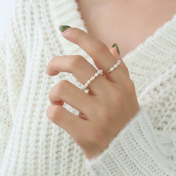 Wholesale Women's Freshwater Pearl Geometric Pull Buckle Finger Chain And Ring Made Of Titanium Steel With Electroplating