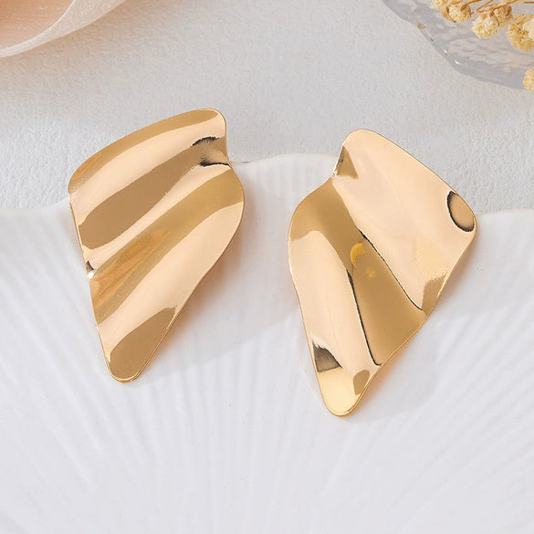 Wholesale Women's Geometric Alloy Electroplated Highgloss Irregular Earrings With Minimalist Design