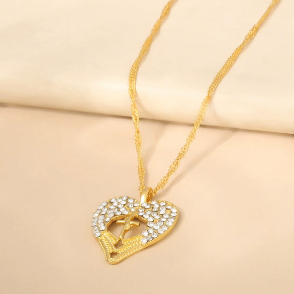 Wholesale Women's Geometric Alloy Gold Plated Copper Pendant Necklace With Electroplating
