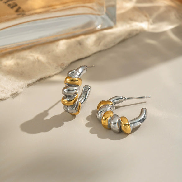 Wholesale Women's Geometric Contrasting Color Twist Earrings In Stainless Steel With Electroplating