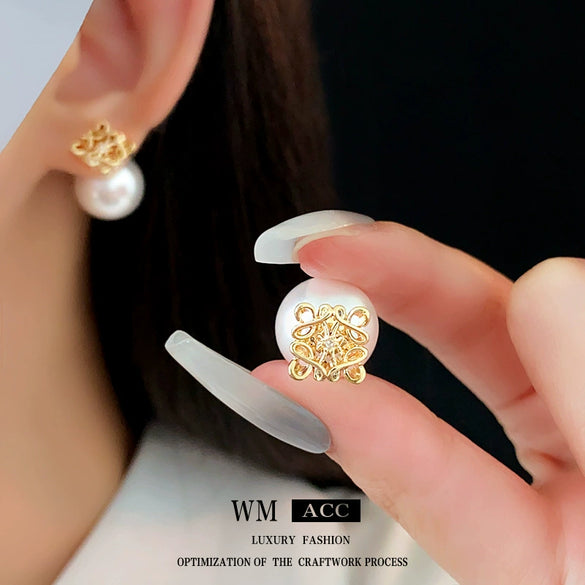 Wholesale Women's Geometric Copper Electroplated Square Hollow Pearl Earrings Light Luxury Style