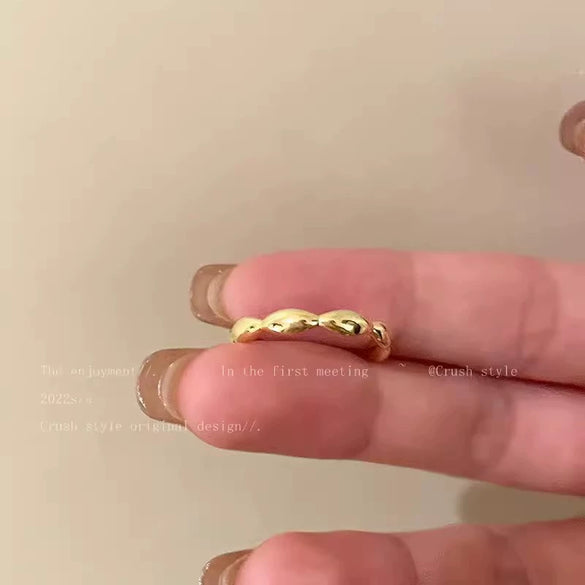 Wholesale Women's Geometric Copper Finger Ring With Red Drop Glaze And Electroplating