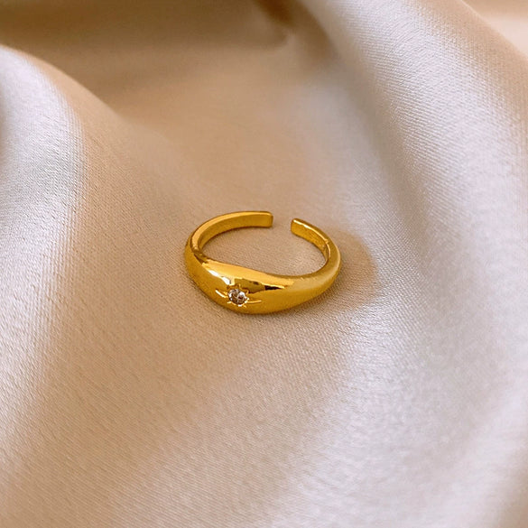 Wholesale Women's Geometric Copper Light Luxury Ring With Real Gold Electroplated