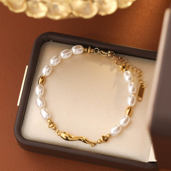 Wholesale Women's Geometric Copper Stainless Steel Vacuum Pearl Electroplated Bracelet