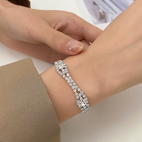Wholesale Women's Geometric Copper Zircon Woven Claw Chain Bracelet Set With Diamonds