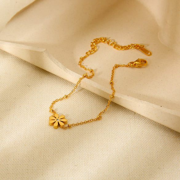 Wholesale Women's Geometric Daisy Pendant Stainless Steel 18K Gold Plated Bracelet Highend Jewelry