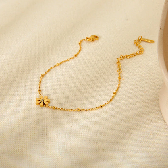 Wholesale Women's Geometric Daisy Pendant Stainless Steel 18K Gold Plated Bracelet Highend Jewelry