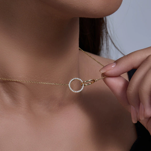 Wholesale Women's Geometric Diamond Cross Chain Necklace Made Of 925 Sterling Silver