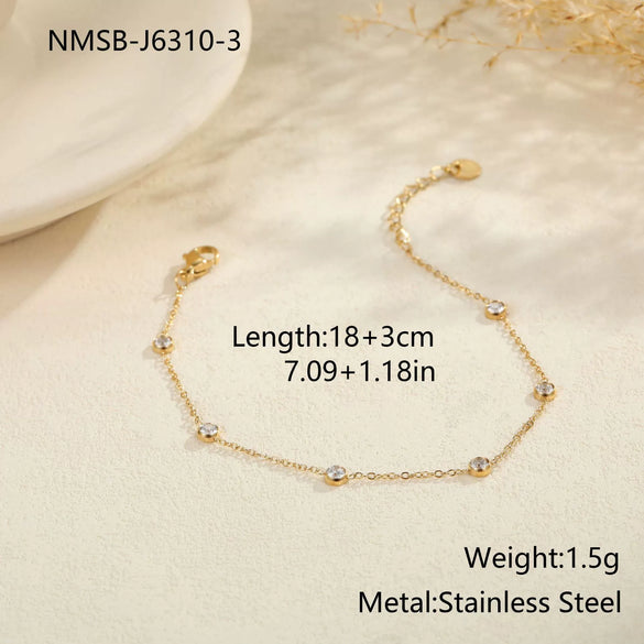 Wholesale Women's Geometric Diamondencrusted Hollow Heart 18K Gold Electroplated Stainless Steel Bracelet