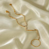 Wholesale Women's Geometric Diamondencrusted Interlocking Bracelet 18K Stainless Steel Electroplated Jewelry