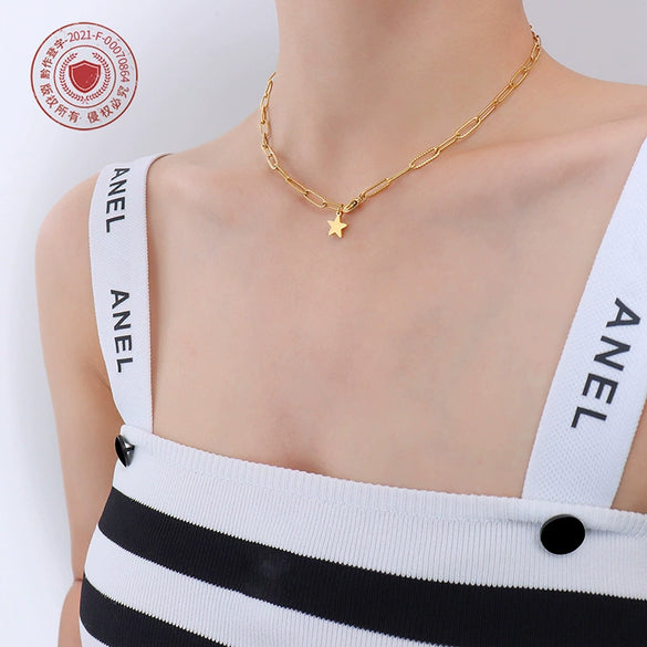Wholesale Women's Geometric Fivepointed Star Titanium Steel 18 Gold Plated Necklace Jewelry