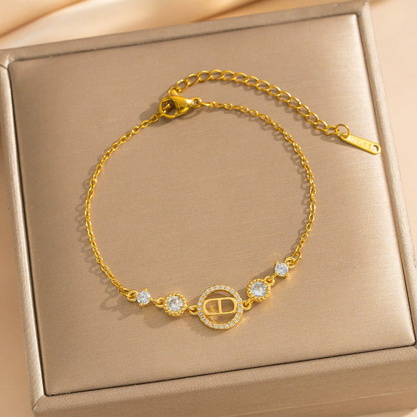 Wholesale Women's Geometric Gold Plated Titanium Steel Bracelet Light Luxury Style