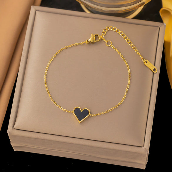 Wholesale Women's Geometric Heart Shape Electroplated Titanium Steel Bracelet Highend Accessory