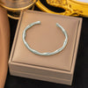 Wholesale Women's Geometric Heart Shape Electroplated Titanium Steel Bracelet Highend Accessory