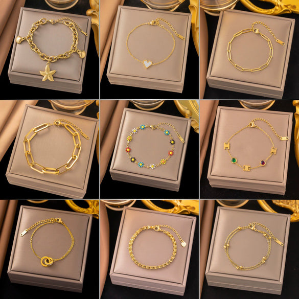 Wholesale Women's Geometric Heart Shape Electroplated Titanium Steel Bracelet Highend Accessory