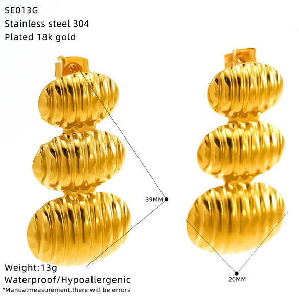 Wholesale Women's Geometric Heart Shape Electroplated Titanium Steel Pleated Earrings