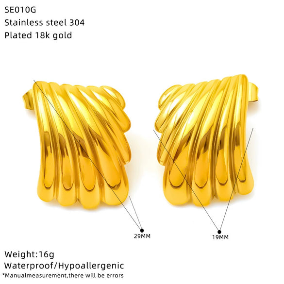 Wholesale Women's Geometric Heart Shape Electroplated Titanium Steel Pleated Earrings
