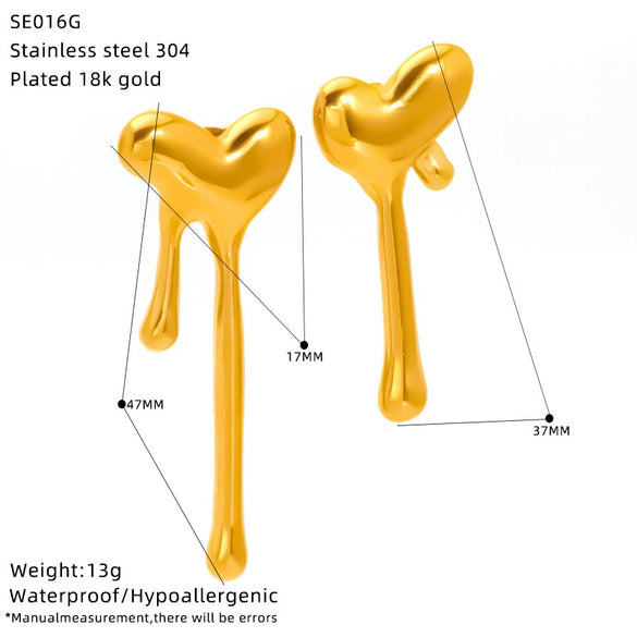 Wholesale Women's Geometric Heart Shape Electroplated Titanium Steel Pleated Earrings
