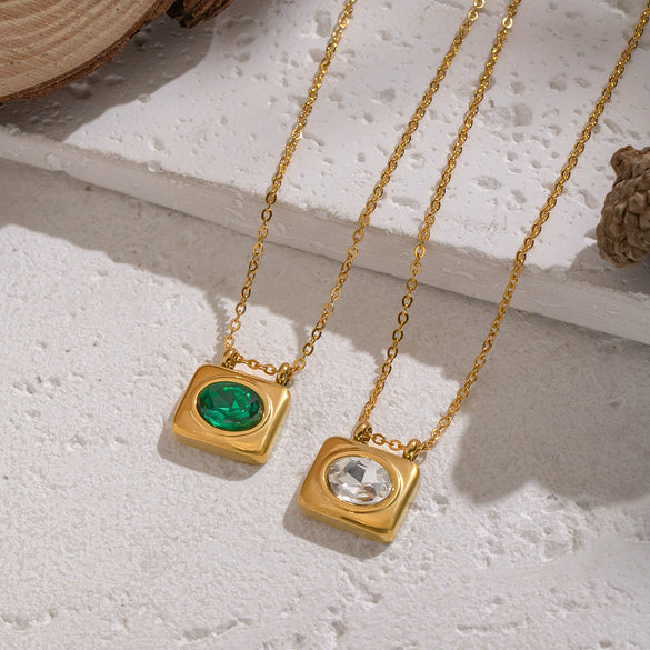 Wholesale Women's Geometric Heart Shape Zircon Pendant Necklace With Oshaped Stainless Steel Chain Real Gold Plated
