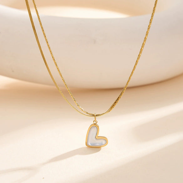 Wholesale Women's Geometric Heartshaped Electroplated Calendering Chain Necklace