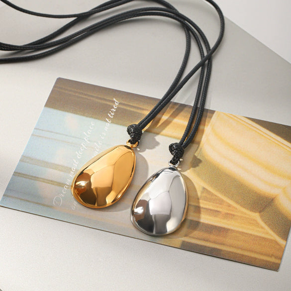Wholesale Women's Geometric Irregularshaped Gold Plated Stainless Steel And Titanium Steel Pendant Leather Cord Necklace