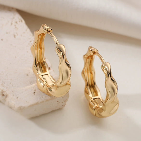 Wholesale Women's Geometric Metal Style Copper Electroplated Gold Earrings