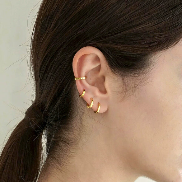 Wholesale Women's Geometric Mini Fashion Earrings Silver Needle Copper Electroplated