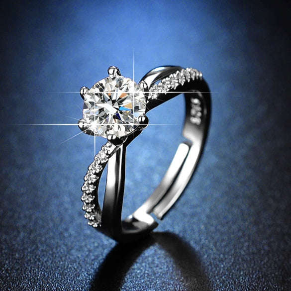 Wholesale Women's Geometric Moissanite Ring With Diamond Treatment In White Copper