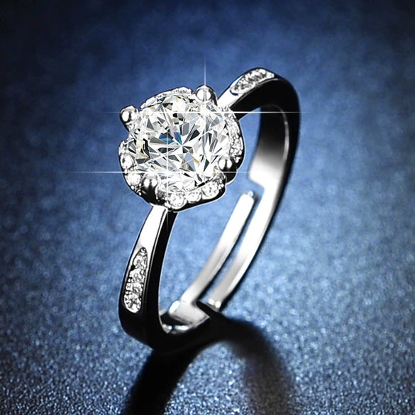 Wholesale Women's Geometric Moissanite Ring With Diamond Treatment In White Copper