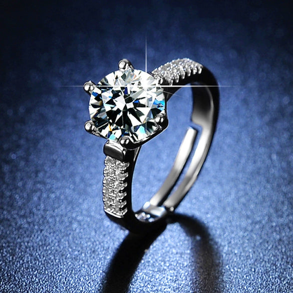 Wholesale Women's Geometric Moissanite Ring With Diamond Treatment In White Copper