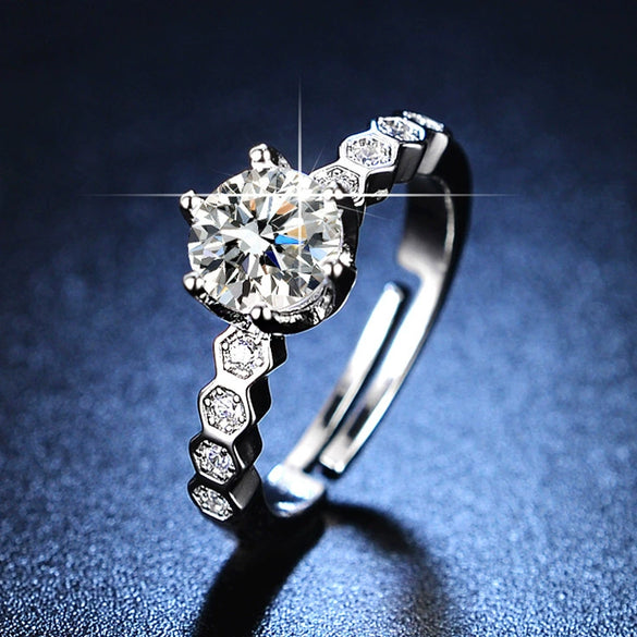Wholesale Women's Geometric Moissanite Ring With Diamond Treatment In White Copper