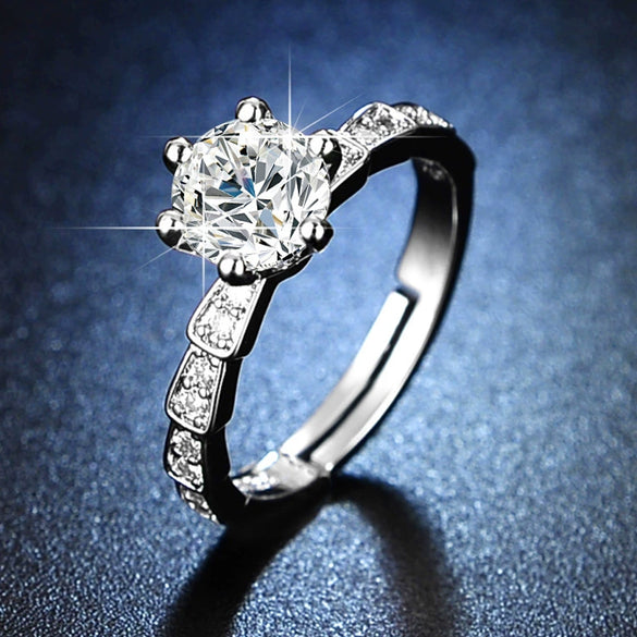 Wholesale Women's Geometric Moissanite Ring With Diamond Treatment In White Copper