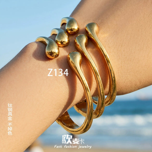 Wholesale Women's Geometric Open Bracelet Stainless Steel 18K Gold Plated Wrist Accessory Bangle