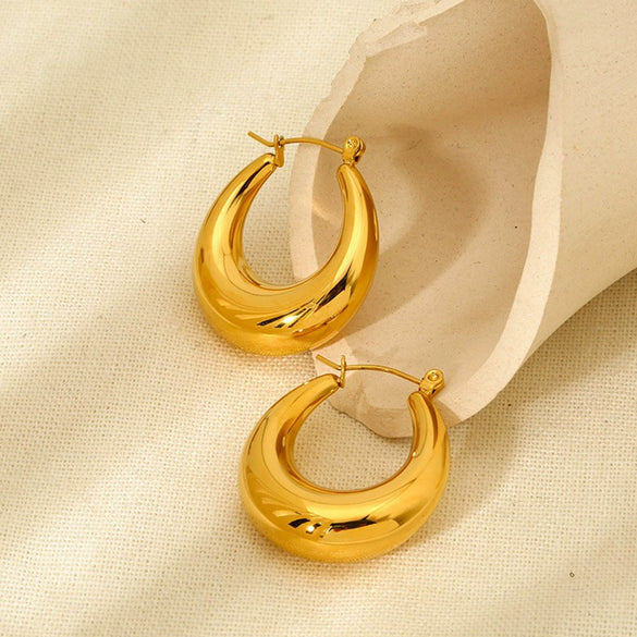 Wholesale Women's Geometric Oval Hollow 18K Gold Plated Stainless Steel Earrings