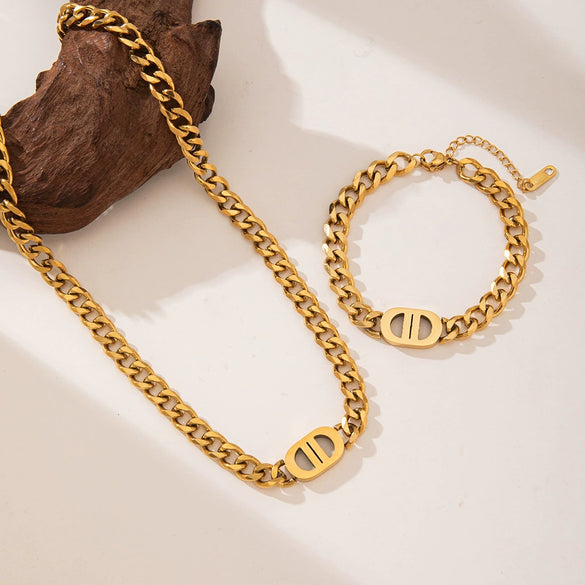 Wholesale Women's Geometric Pattern Electroplated Titanium Steel Cuban Chain Necklace Jewelry