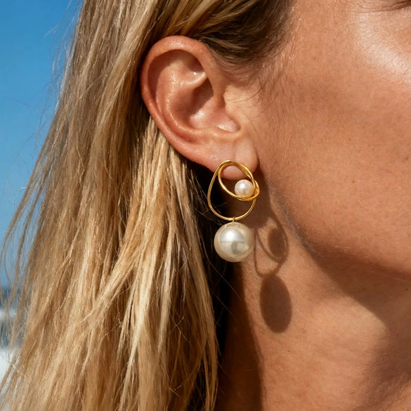 Wholesale Women's Geometric Pearl Hoop Earrings With Vacuum Real Gold Plating In Pvd Furnace