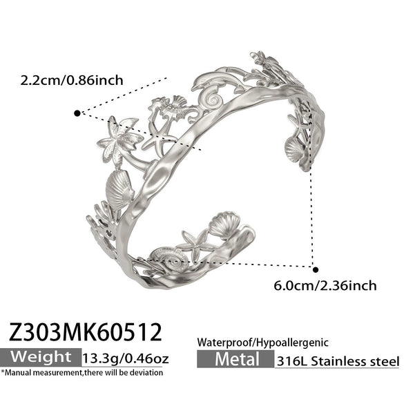 Wholesale Women's Geometric Retro Embossed Electroplated Stainless Steel Bracelet