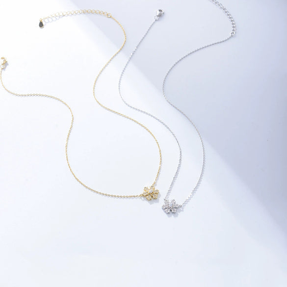 Wholesale Women's Geometric Rhinestone Inlaid 925 Sterling Silver Snowflake Pendant Necklace With Cross Chain Ins Style