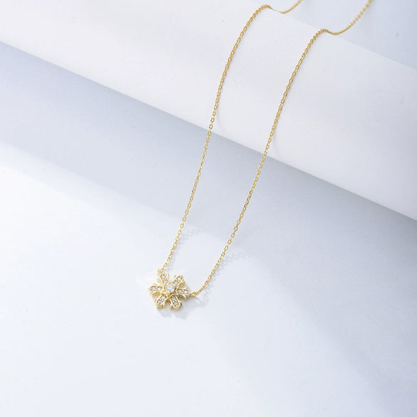 Wholesale Women's Geometric Rhinestone Inlaid 925 Sterling Silver Snowflake Pendant Necklace With Cross Chain Ins Style