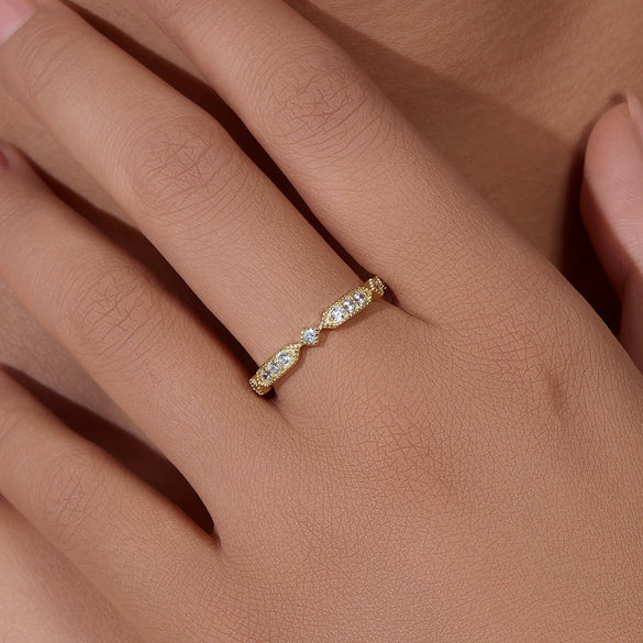 Wholesale Women's Geometric Rhombus Diamond Ring Made Of S925 Sterling Silver