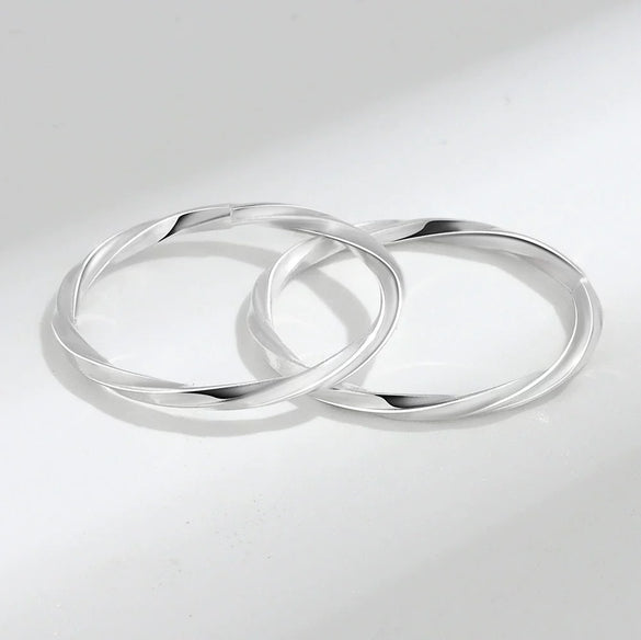 Wholesale Women's Geometric S925 Sterling Silver Ring With Electroplating And Twist Design